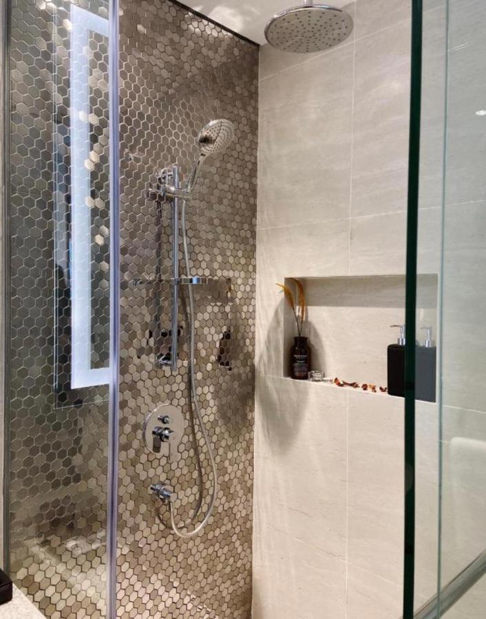 Star Residance At Klcc - Two Bedrooms With Twin Towers View كوالالمبور المظهر الخارجي الصورة